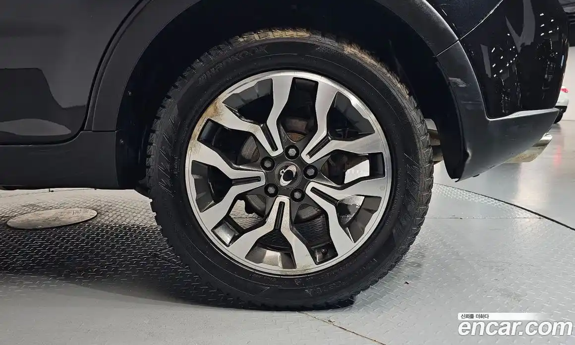 SsangYong Korando 2015 2.2 автомат (гидро), фото 6