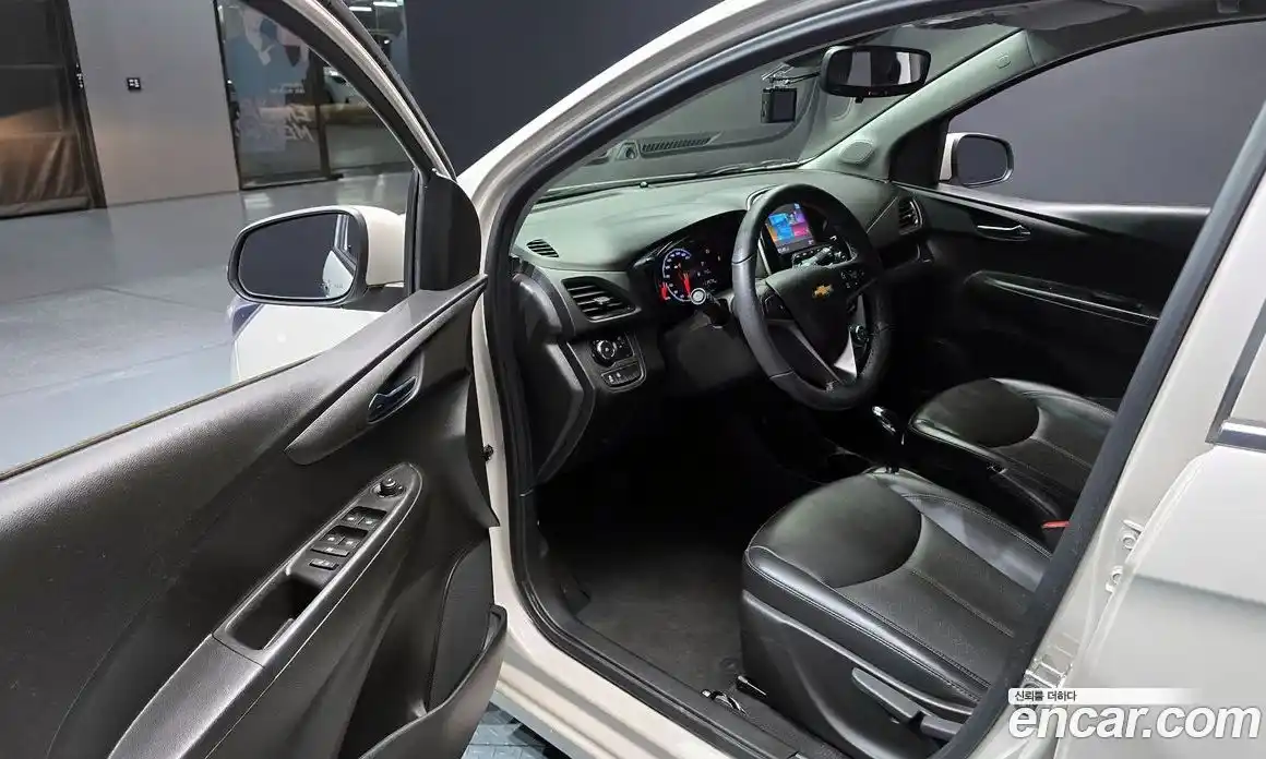 Chevrolet Spark 2018 1.0 автомат (гидро), фото 13