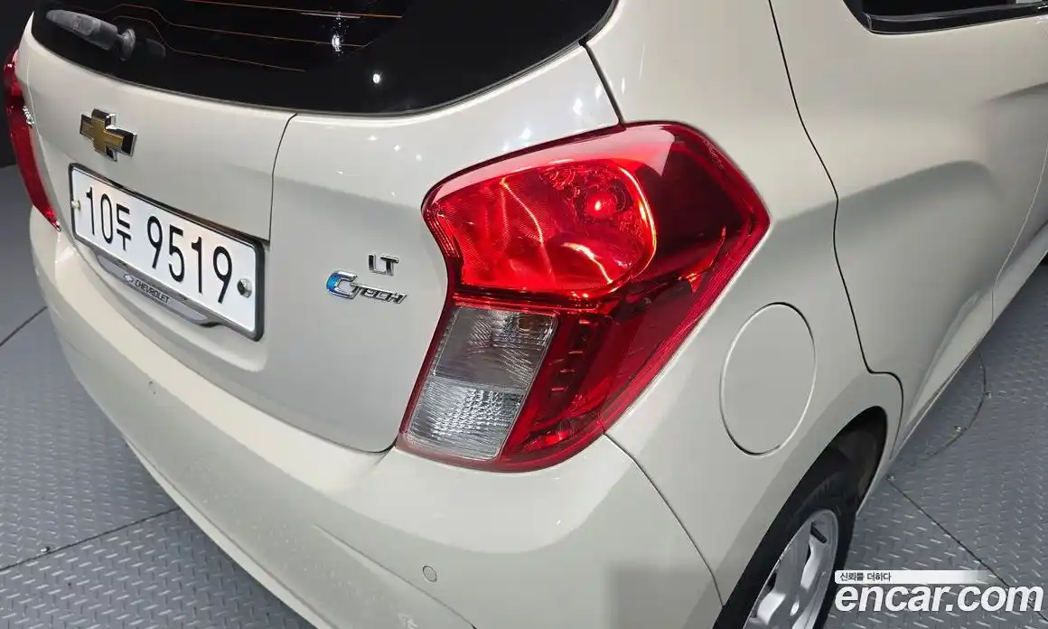 Chevrolet Spark 2018 1.0 автомат (гидро), фото 9