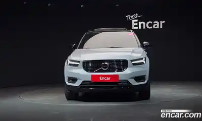 Volvo XC40 2021 2.0 автомат (гидро), миниатюра 3