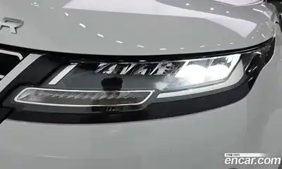 Land Rover Range Rover Evoque 2023 2.0 автомат (гидро), миниатюра 8