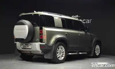 Land Rover Defender 2020 2.0 автомат (гидро), миниатюра 2