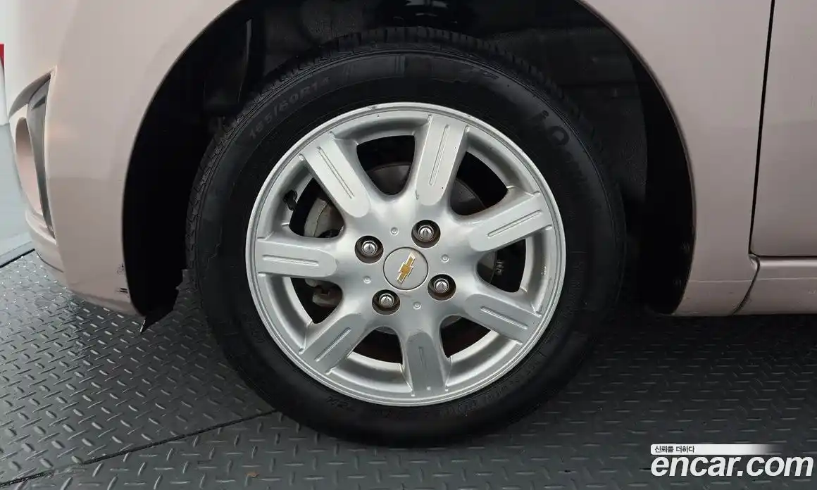 Chevrolet Matiz 2011 1.0 автомат (гидро), фото 5
