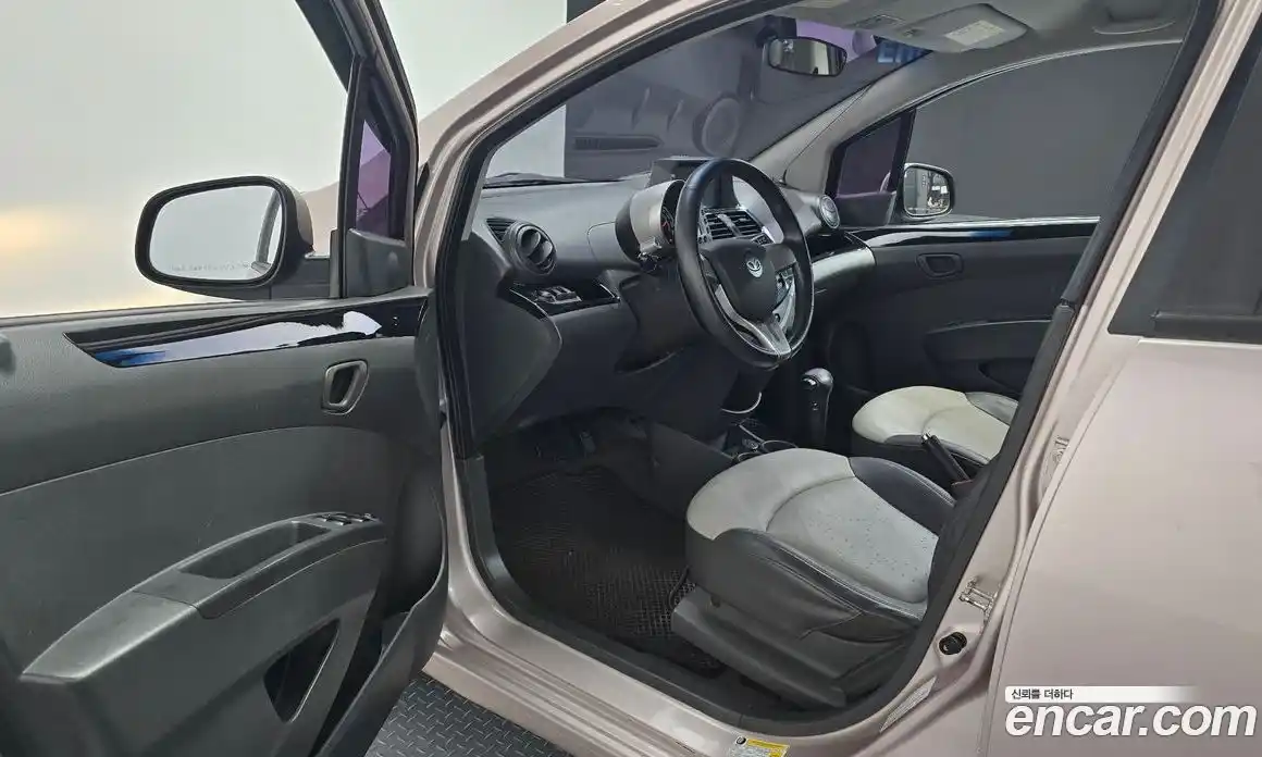 Chevrolet Matiz 2011 1.0 автомат (гидро), фото 10