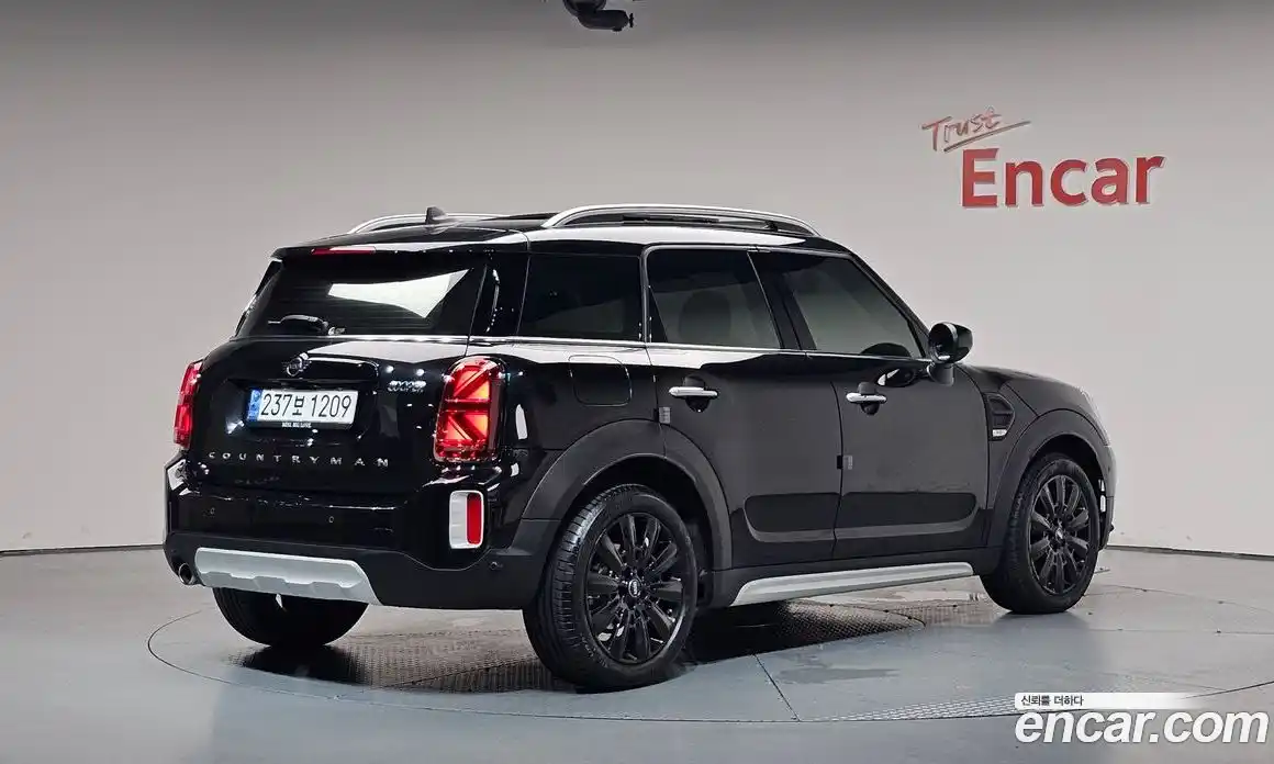 Mini Countryman 2024 1.5 автомат (гидро), фото 1