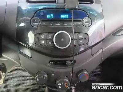 Chevrolet Spark 2012 1.0 автомат (гидро), миниатюра 11
