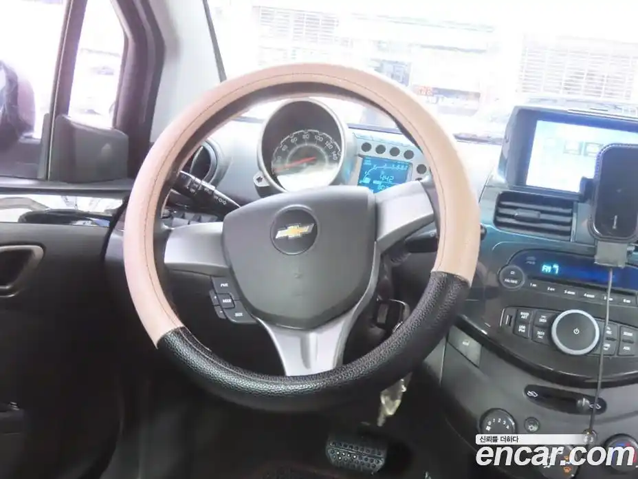 Chevrolet Spark 2012 1.0 автомат (гидро), фото 16
