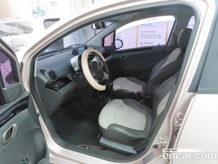 Chevrolet Spark 2012 1.0 автомат (гидро), фото 17