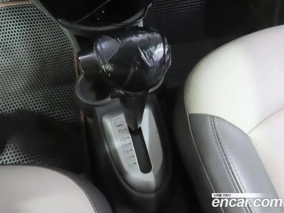 Chevrolet Spark 2012 1.0 автомат (гидро), фото 9