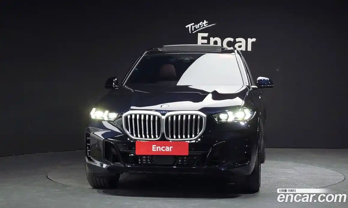 BMW X5 2025 3.0 автомат (гидро), фото 3