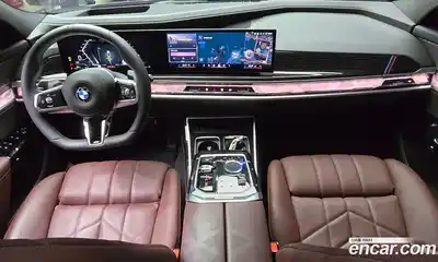 BMW 7 серия 2025 3.0 автомат (гидро), миниатюра 10