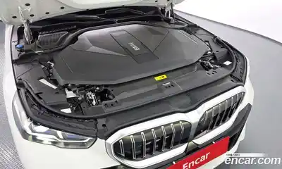 BMW i5 2025 0.2 автомат (гидро), миниатюра 6