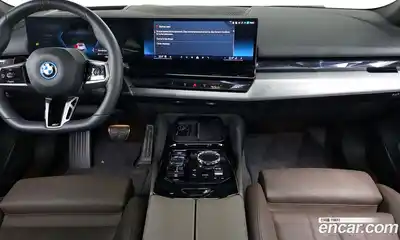 BMW i5 2025 0.2 автомат (гидро), миниатюра 7