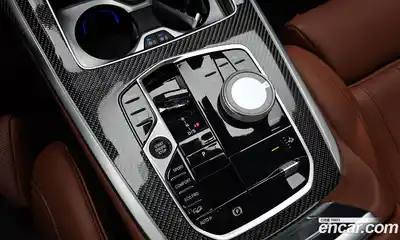 BMW X7 2025 3.0 автомат (гидро), миниатюра 12