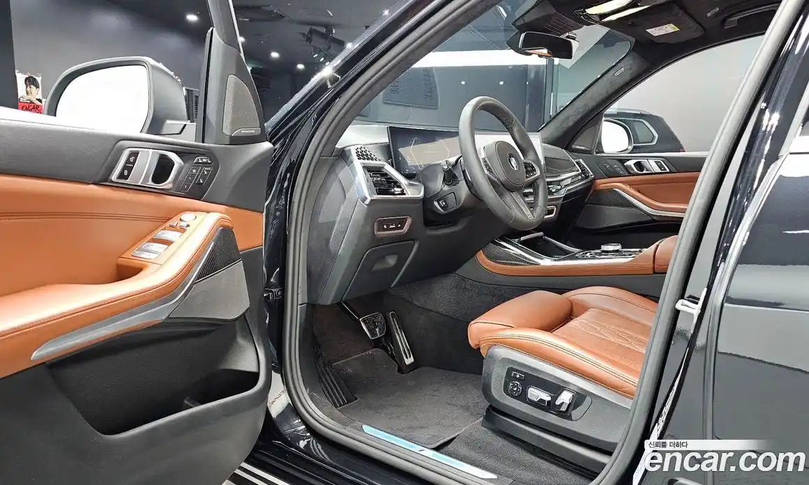 BMW X7 2025 3.0 автомат (гидро), фото 13