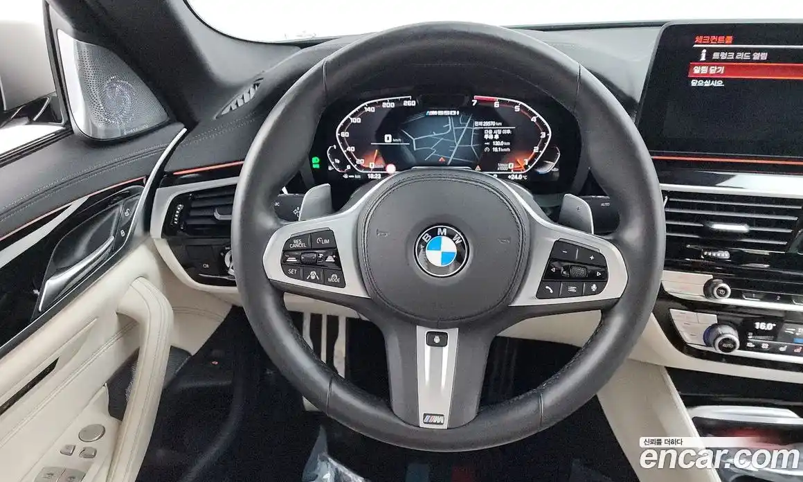 BMW 5 серия 2022 4.4 автомат (гидро), фото 13