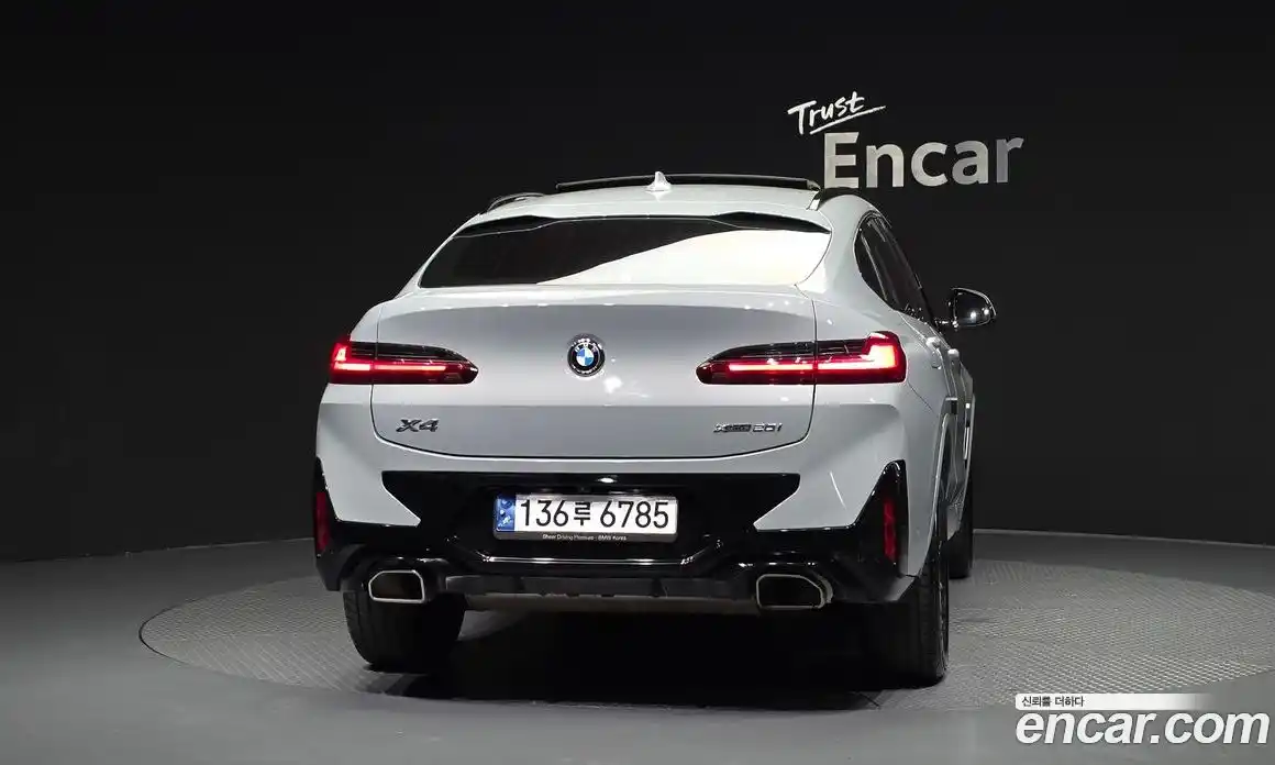 BMW X4 2023 2.0 автомат (гидро), фото 4