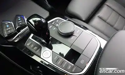 BMW X4 2023 2.0 автомат (гидро), миниатюра 9