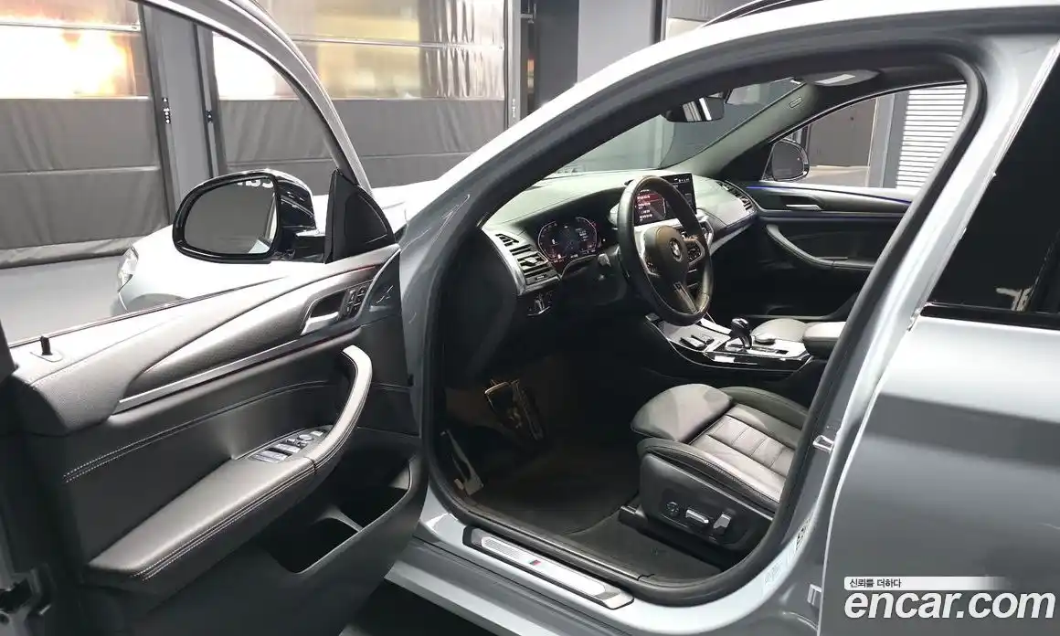 BMW X4 2023 2.0 автомат (гидро), фото 10