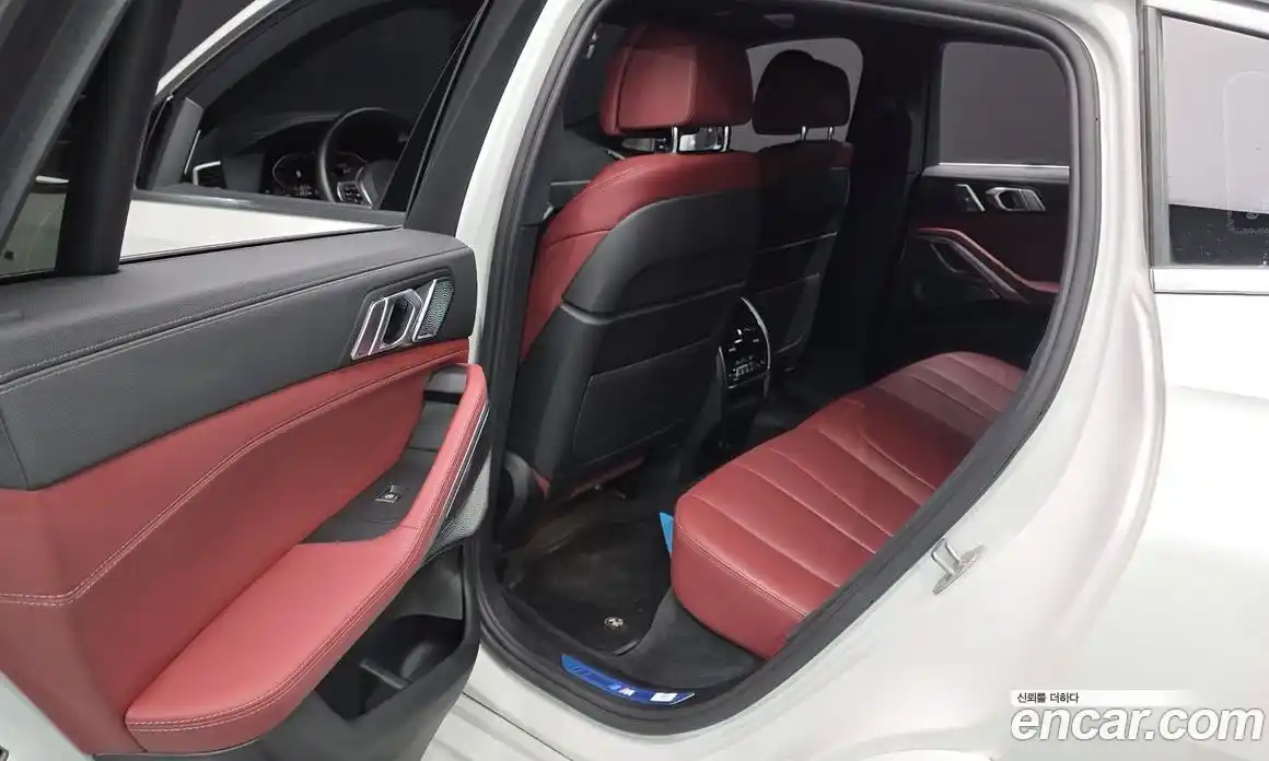 BMW X6 2021 3.0 автомат (гидро), фото 17