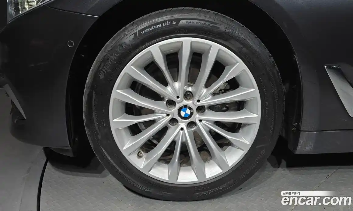 BMW 5 серия 2020 2.0 автомат (гидро), фото 5