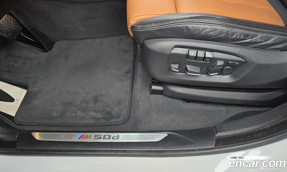 BMW X6 2018 3.0 автомат (гидро), фото 32