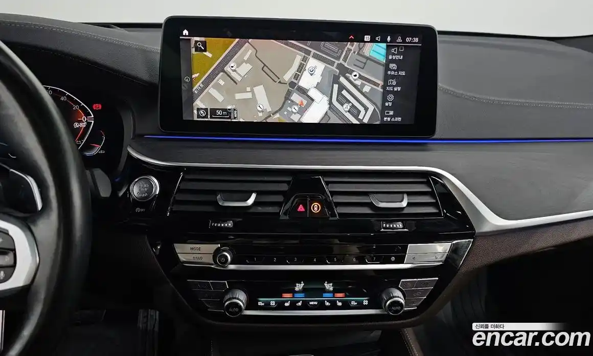 BMW 6 серия 2022 2.0 автомат (гидро), фото 14