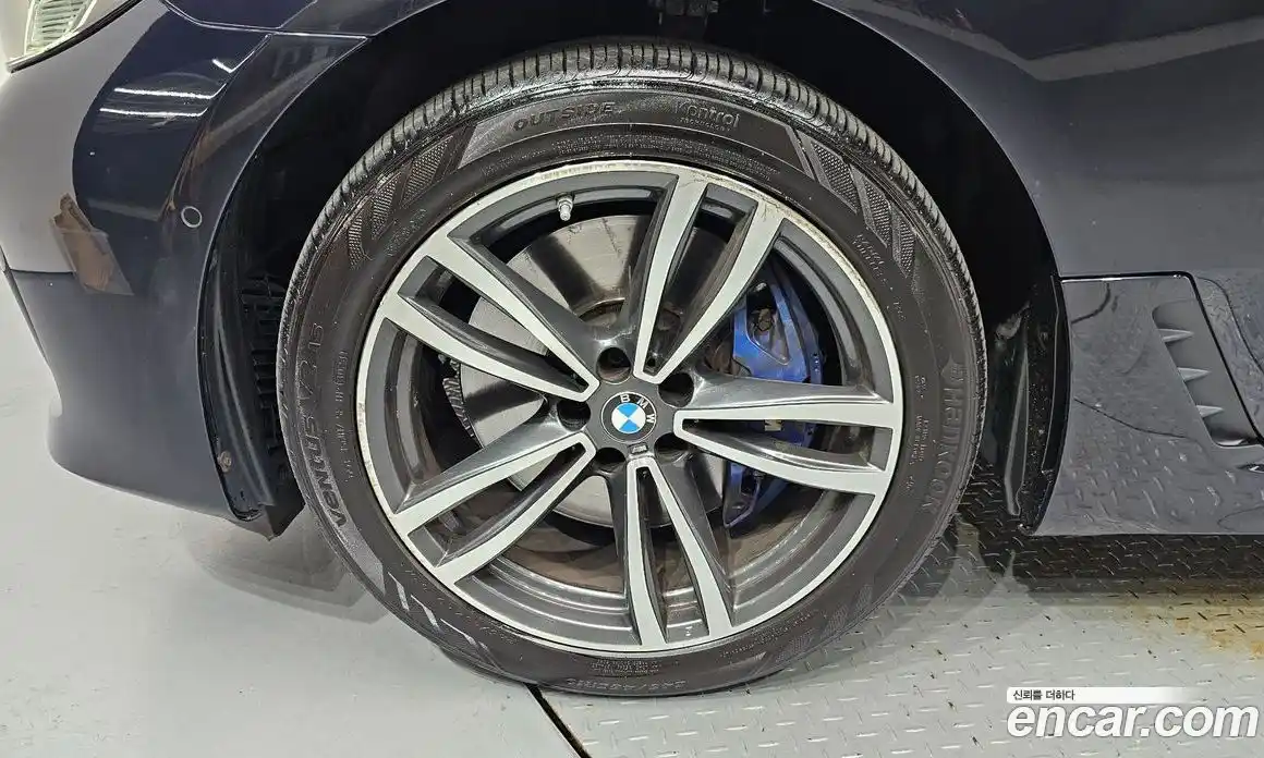 BMW 6 серия 2022 2.0 автомат (гидро), фото 5