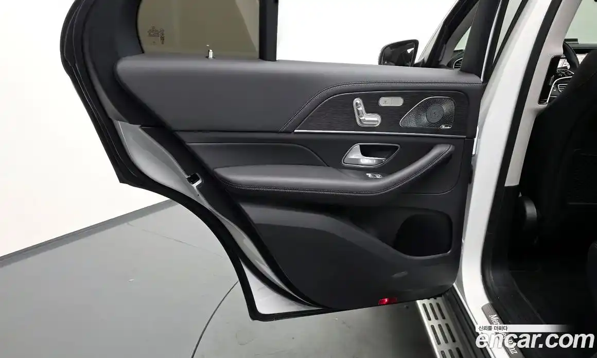 Mercedes-Benz GLE-Class 2026 3.0 гидро, фото 14 Mercedes-Benz GLE-Class 2026 3.0 гидро, фото 14