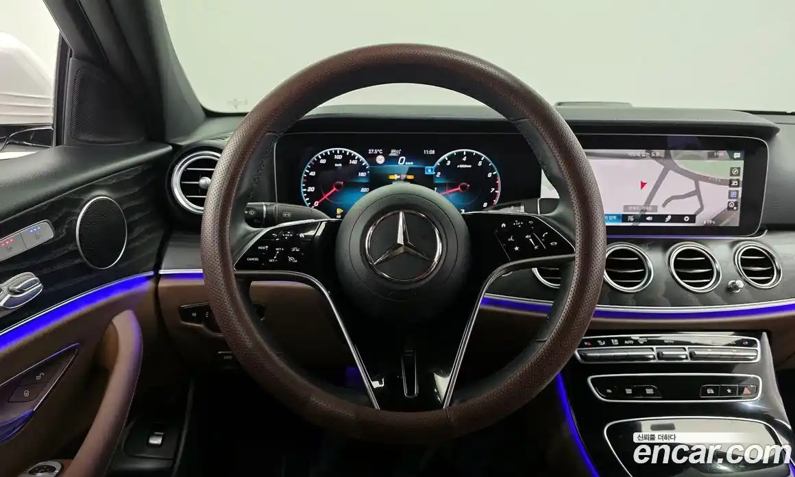 Mercedes-Benz E-Class 2023 2.0 автомат (гидро), фото 19