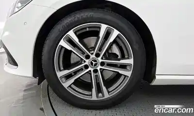 Mercedes-Benz E-Class 2023 2.0 автомат (гидро), миниатюра 5