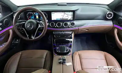 Mercedes-Benz E-Class 2023 2.0 автомат (гидро), миниатюра 10