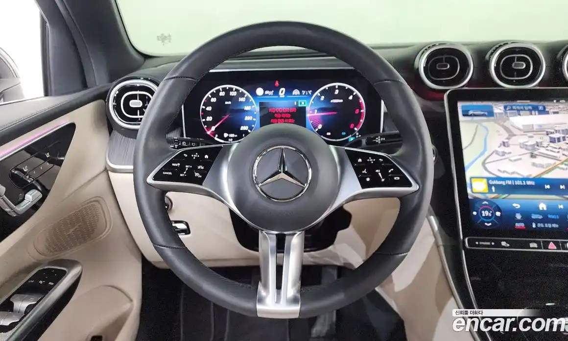 Mercedes-Benz GLC-Class 2024 2.0 гидро, фото 18 Mercedes-Benz GLC-Class 2024 2.0 гидро, фото 18