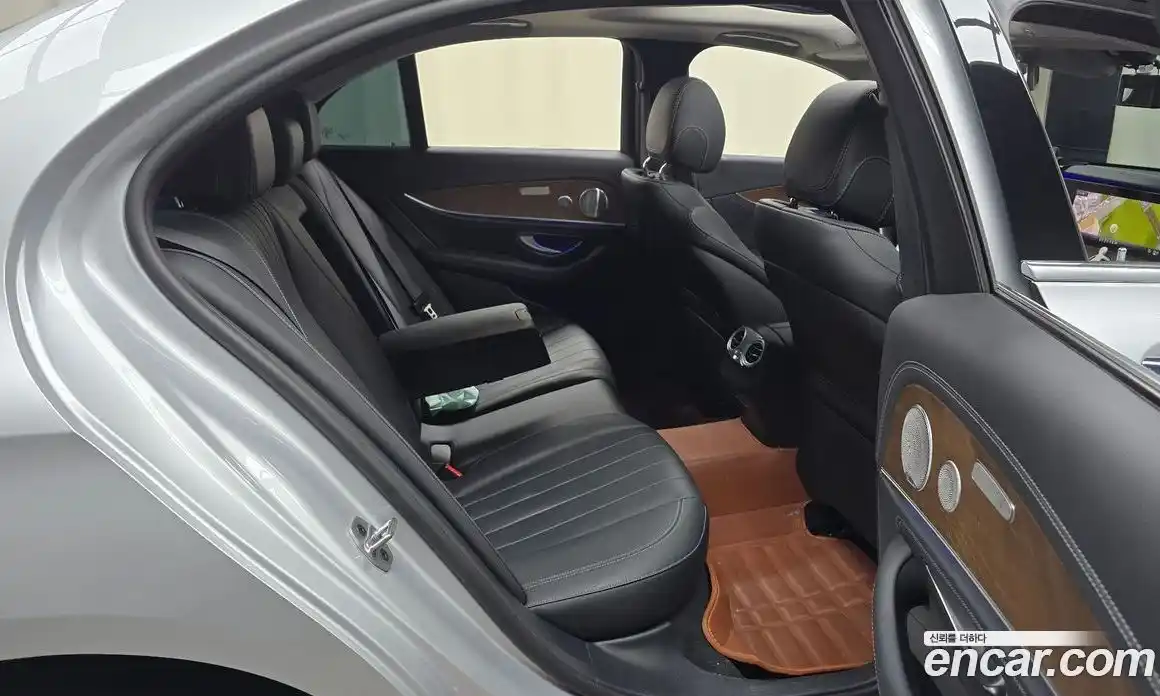 Mercedes-Benz E-Class 2019 2.0 автомат (гидро), фото 12