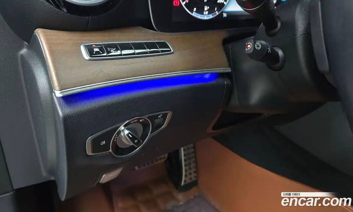 Mercedes-Benz E-Class 2019 2.0 автомат (гидро), фото 17