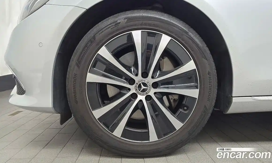 Mercedes-Benz E-Class 2019 2.0 автомат (гидро), фото 5