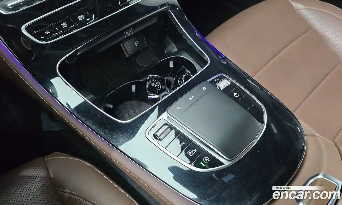 Mercedes-Benz E-Class 2022 2.0 автомат (гидро), фото 25