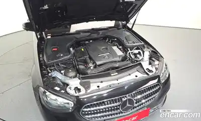 Mercedes-Benz E-Class 2022 2.0 автомат (гидро), миниатюра 6