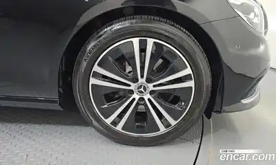 Mercedes-Benz E-Class 2022 2.0 автомат (гидро), миниатюра 7