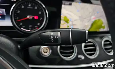 Mercedes-Benz E-Class 2017 2.0 автомат (гидро), миниатюра 11