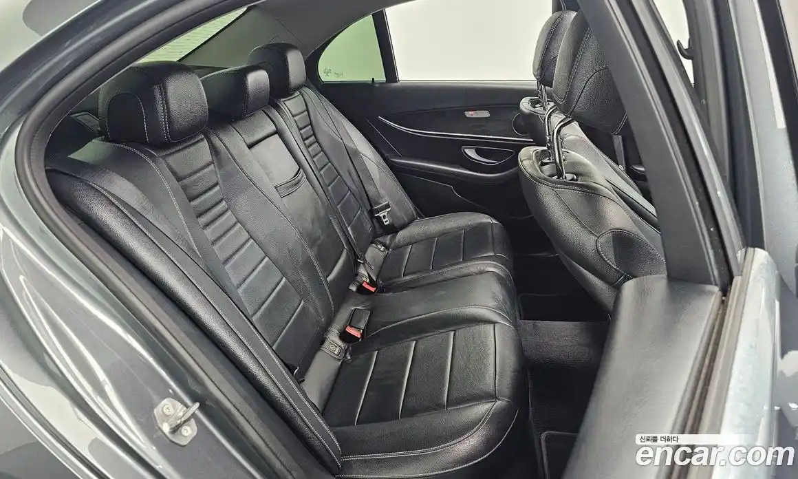 Mercedes-Benz E-Class 2017 2.0 автомат (гидро), фото 16
