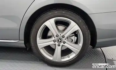 Mercedes-Benz E-Class 2017 2.0 автомат (гидро), миниатюра 6