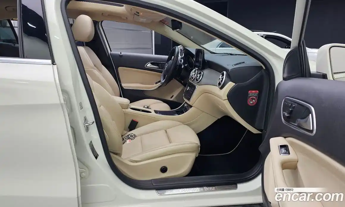 Mercedes-Benz GLA-Class 2016 2.1 гидро, фото 11 Mercedes-Benz GLA-Class 2016 2.1 гидро, фото 11