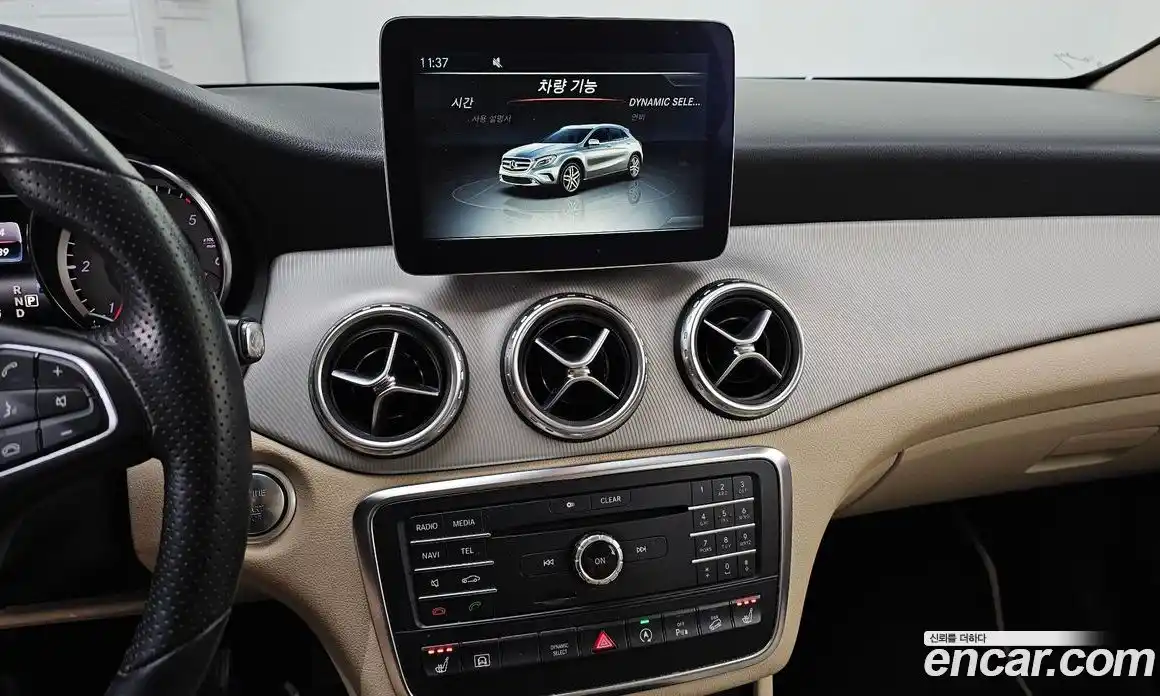 Mercedes-Benz GLA-Class 2016 2.1 гидро, фото 14 Mercedes-Benz GLA-Class 2016 2.1 гидро, фото 14