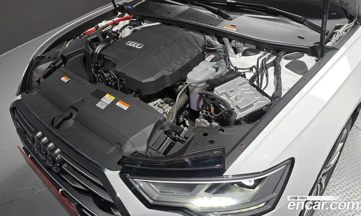 Audi A6 2022 2.0 автомат (гидро), фото 6
