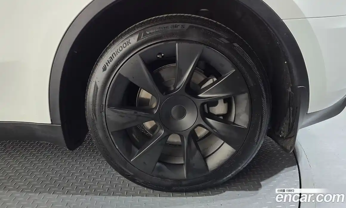 Tesla Model Y 2023 0.2 автомат (гидро), фото 6 Tesla Model Y 2023 0.2 автомат (гидро), фото 6
