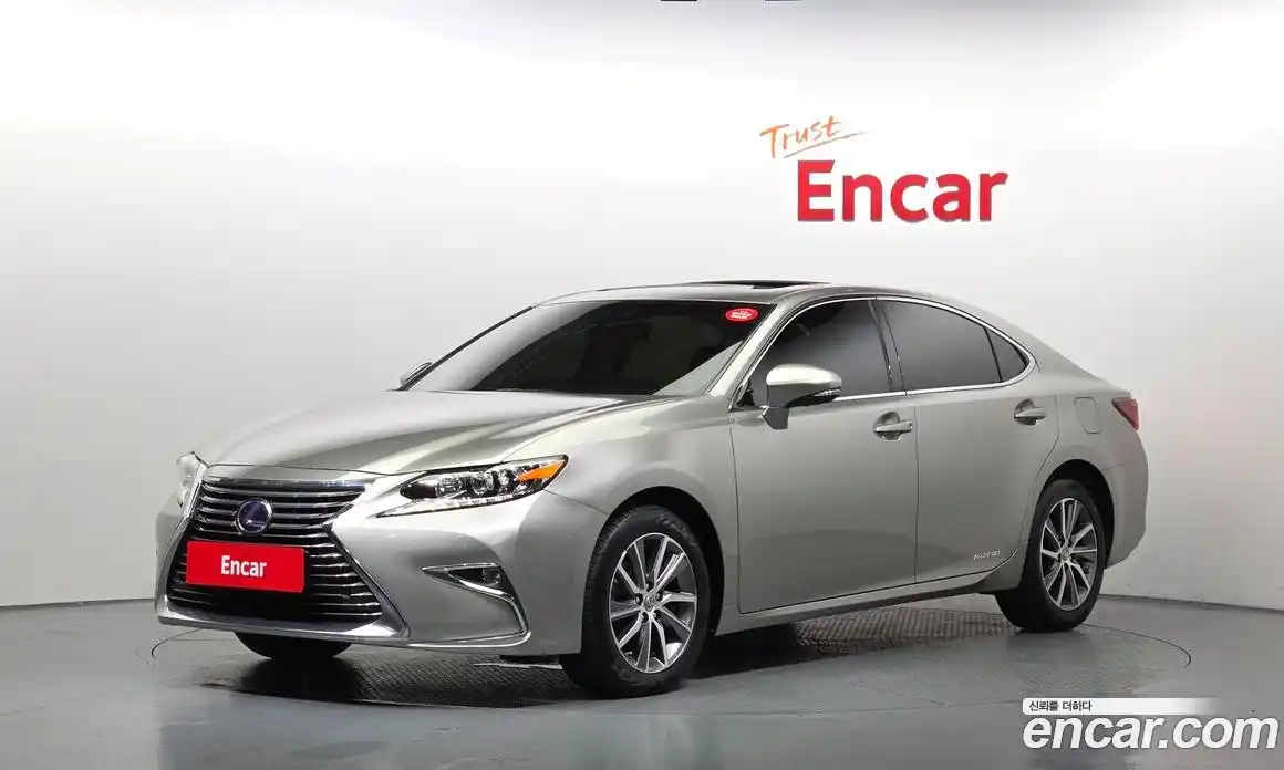 Lexus ES 2018 2.5 автомат (гидро), фото 1 Lexus ES 2018 2.5 автомат (гидро), фото 1