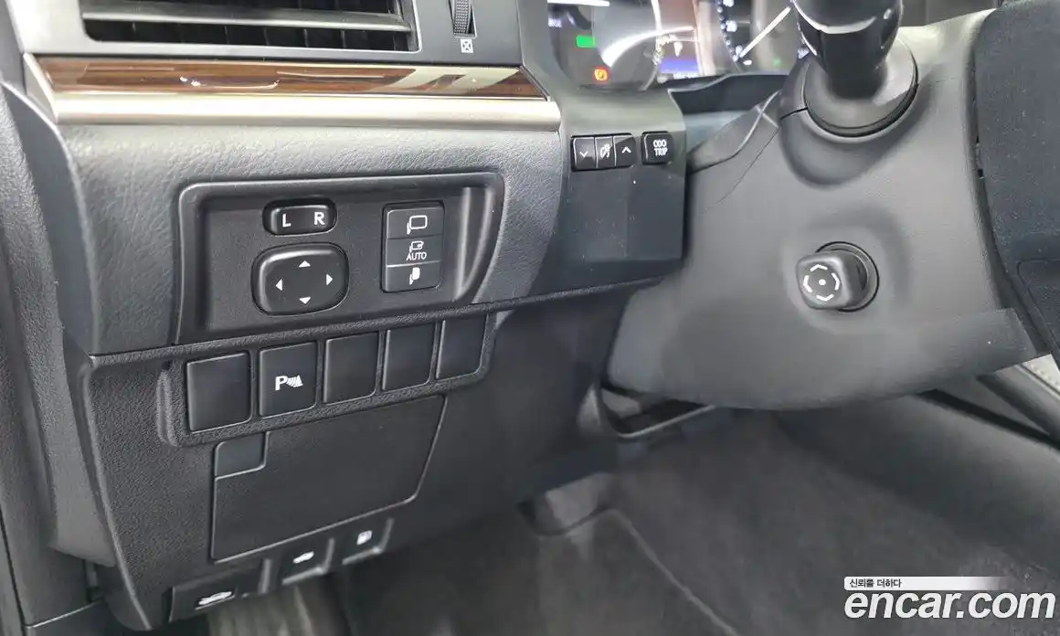 Lexus ES 2018 2.5 автомат (гидро), фото 25 Lexus ES 2018 2.5 автомат (гидро), фото 25