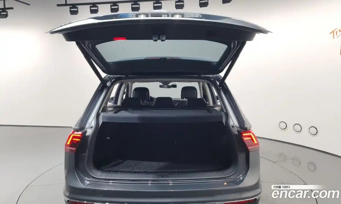 Volkswagen Tiguan 2020 2.0 автомат (гидро), фото 25