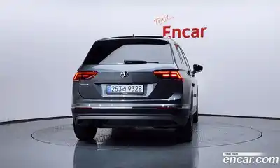 Volkswagen Tiguan 2020 2.0 автомат (гидро), миниатюра 4